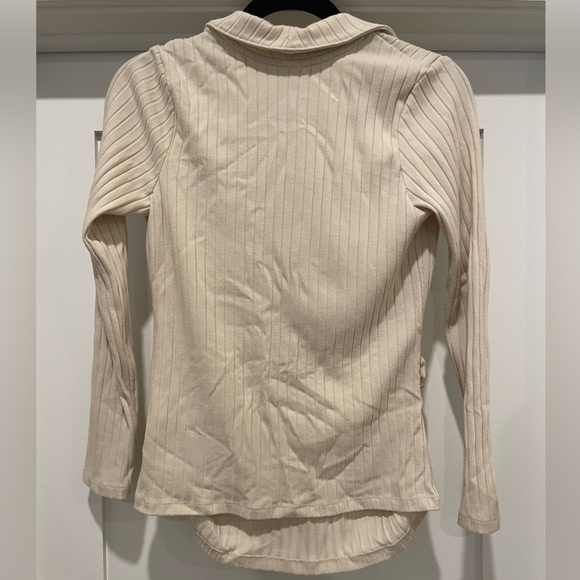 Old Navy Cream Ribbed Long Sleeve Maternity Top - Picture 2 of 3